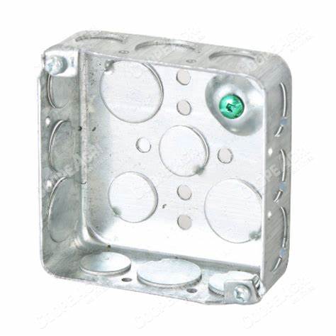 CAJA CUADRADA EMT 1/2" - 3/4"